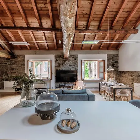Corte Delle Rondini - Bymyhomeincomo アパート *